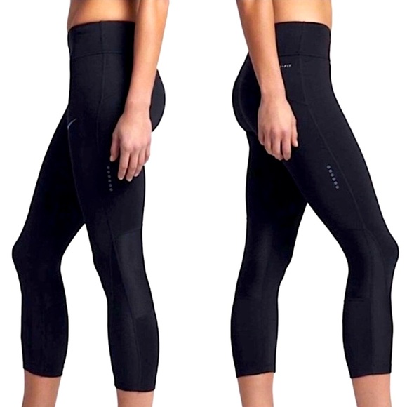 Nike Power Crop - Picture 2 of 16